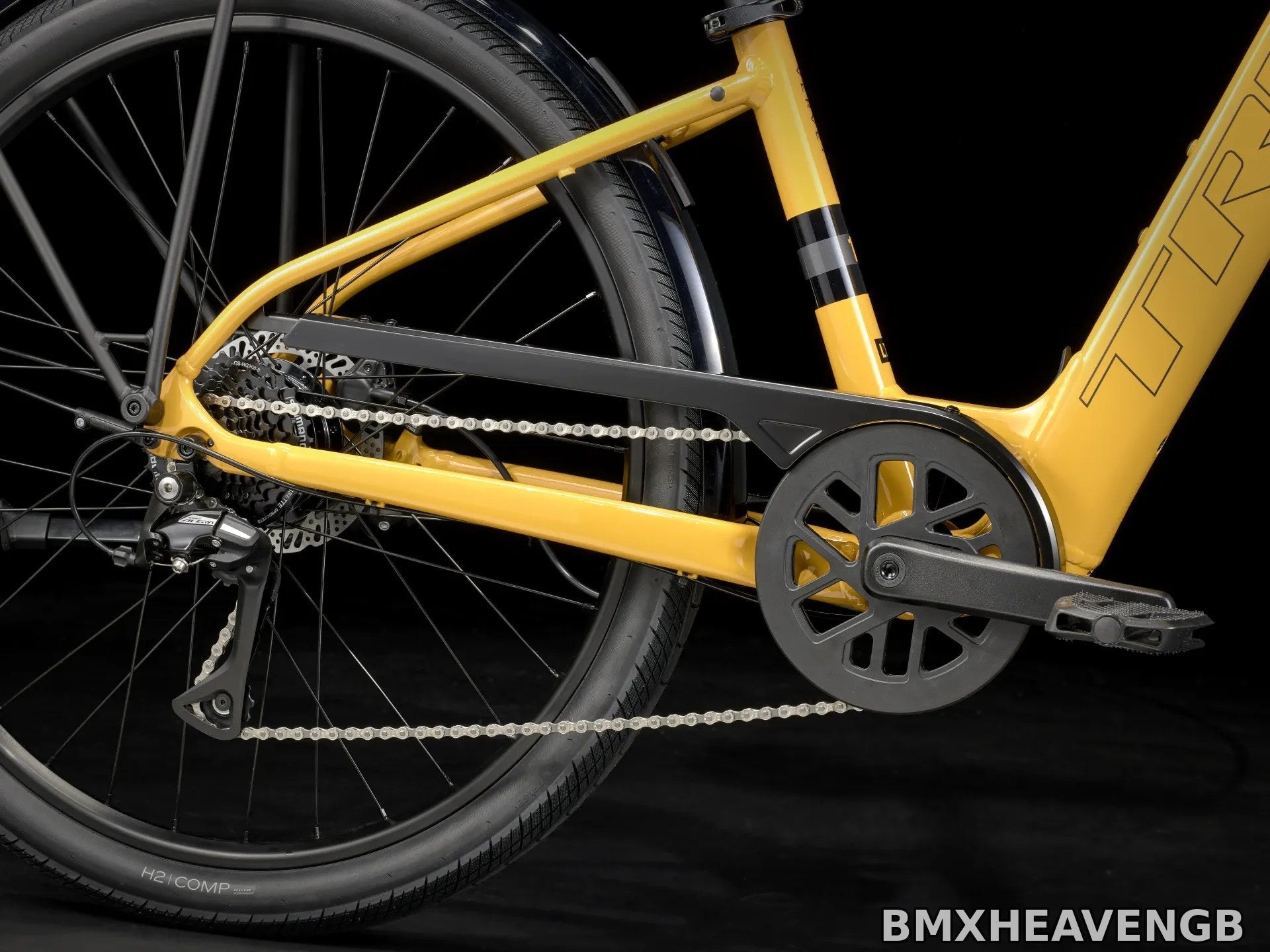 Trek Verve+ 1 Lowstep LT — Electric Hybrid Bike (Baja Yellow)