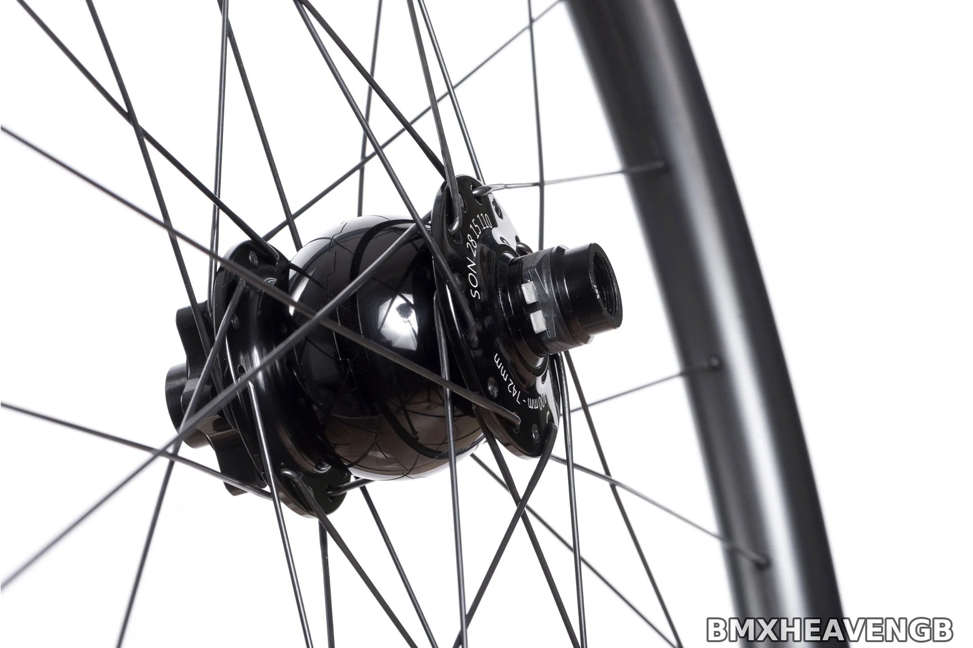 Hunt Proven Carbon XC Dynamo — Bikepacking Wheelset
