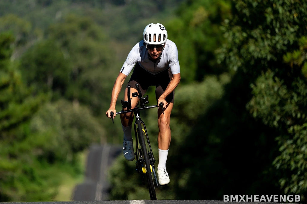 Hunt 8387 Aerodynamicist — Carbon Disc Aero Road Wheelset