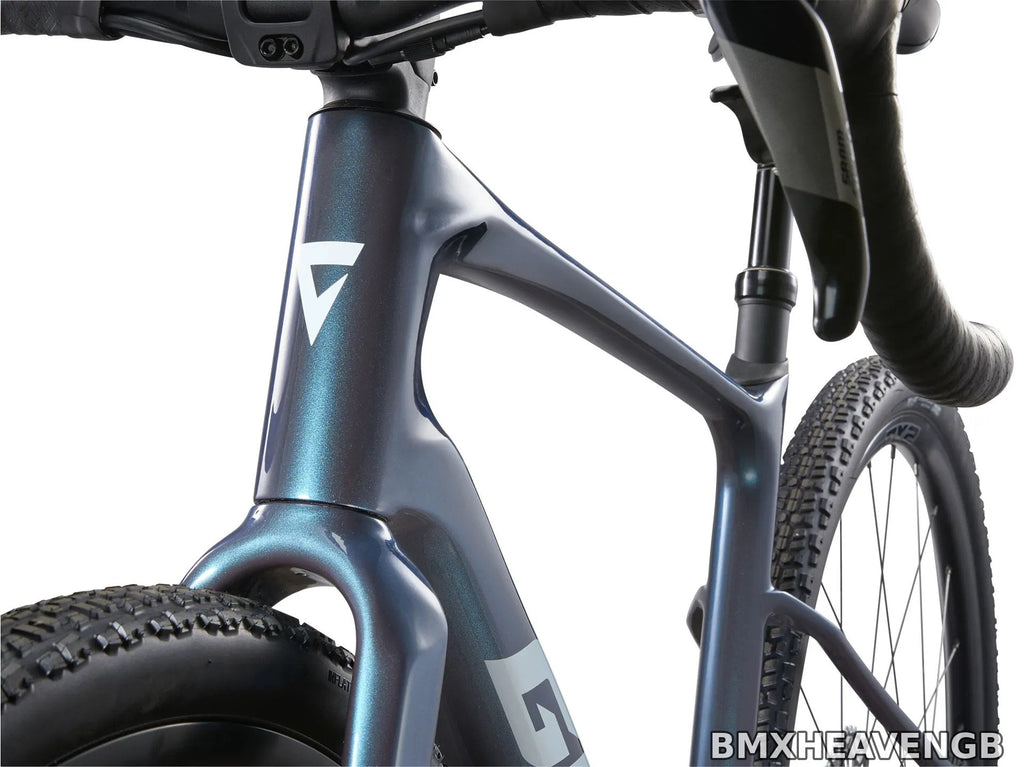 Giant Revolt Advanced 1 — Carbon Gravel Bike (Ocean Blue)