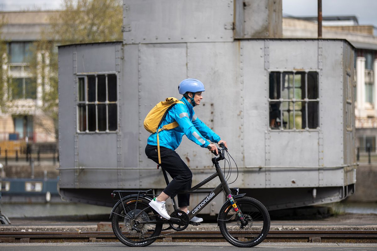Mango Dee Dee — Custom Urban E-Bike (Hot Pink)