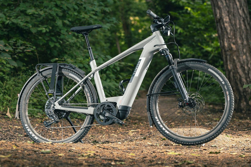 Canyon Pathlite:ON 9 LTD SUV — Electric Trekking SUV (Stealth Black)