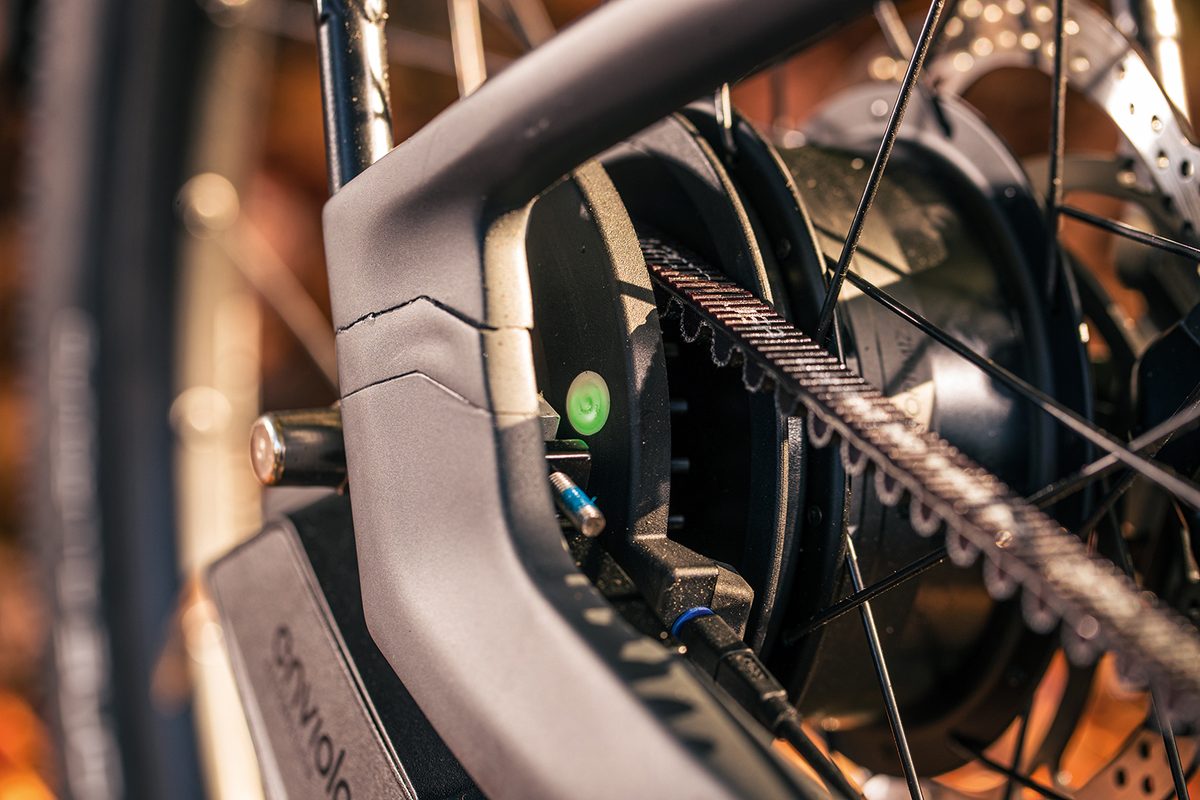 Canyon Precede:ON CF 8 — Premium E-Commuter (Mineral White)