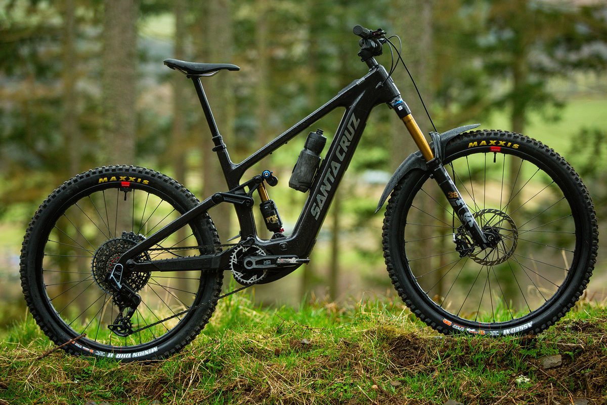 Santa Cruz Vala CC X0 AXS RSV — Carbon Trail E-MTB (Mango)