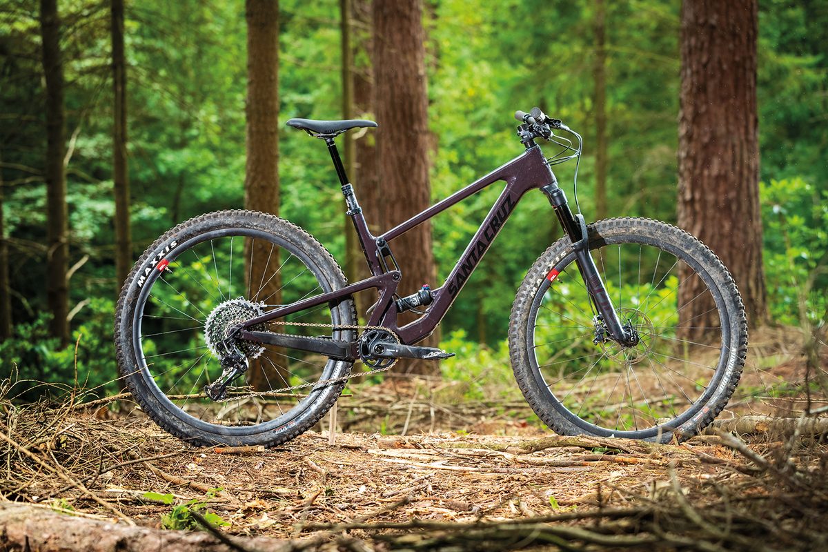 Santa Cruz Tallboy 4 C R — Carbon Trail MTB (Gloss Carbon / Yellow)