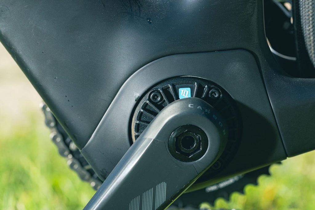 Trek Domane+ SLR 6 AXS — Electric Road (Crystal Pearl White)