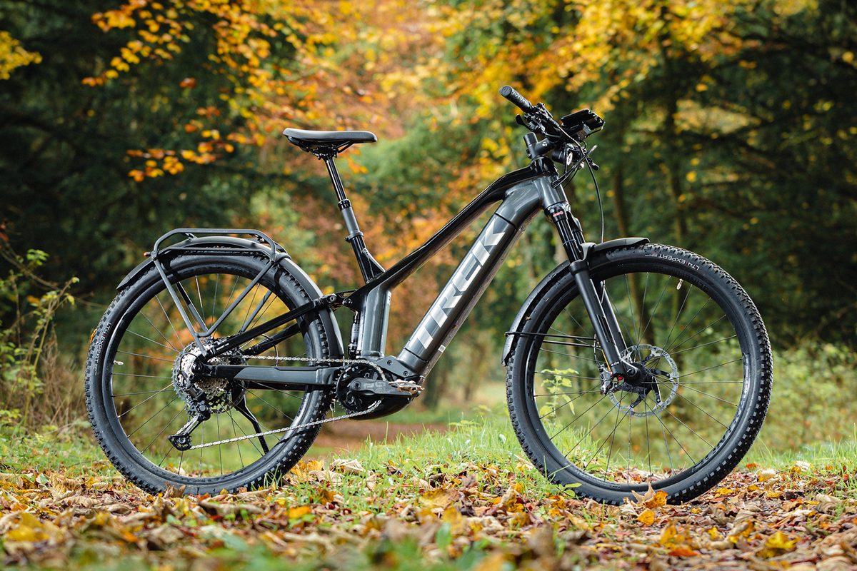 Marin Alpine Trail E2 — Full-Suspension E-MTB (Charcoal)