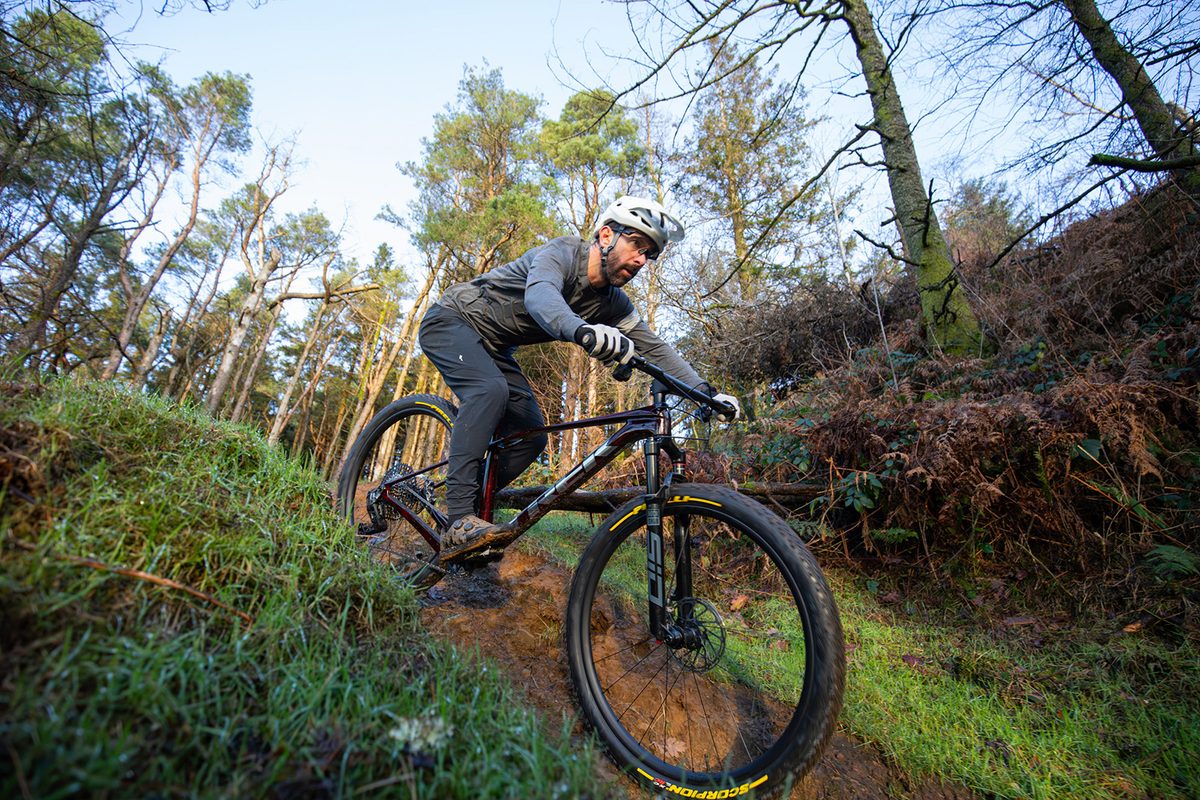 Trek Procaliber 9.7 AXS Gen 3 — Carbon XC Hardtail (Carbon Smoke)