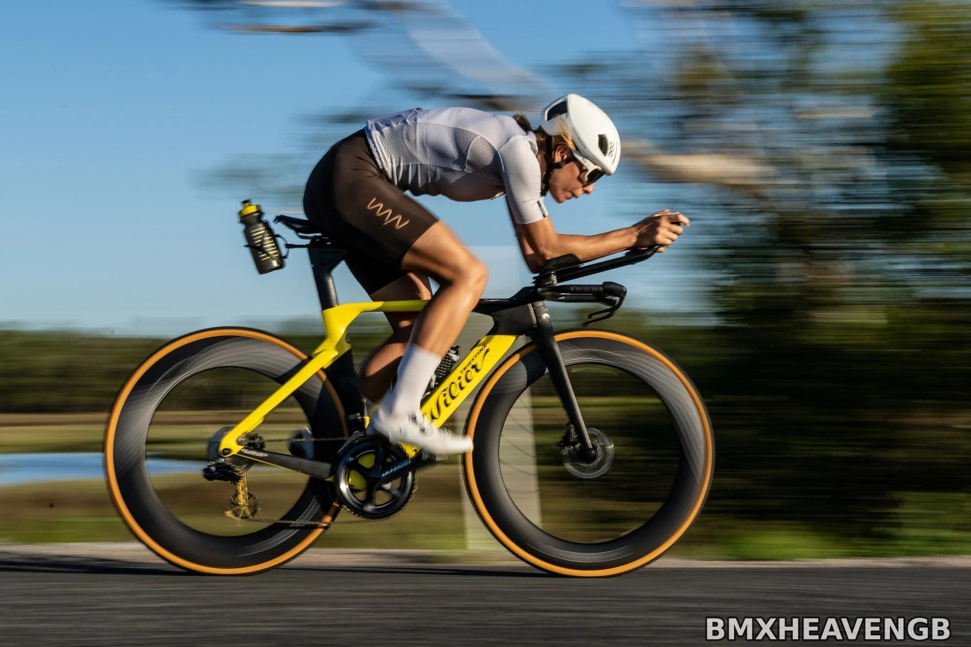 Hunt 8387 Aerodynamicist — Carbon Disc Aero Road Wheelset
