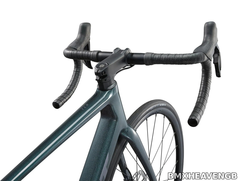Giant TCR Advanced 1 — Carbon Road Bike (Asphalt Green)