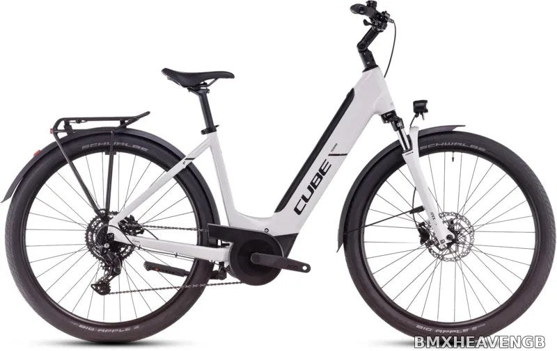 Cube Touring Hybrid One 625 — Electric Hybrid Bike