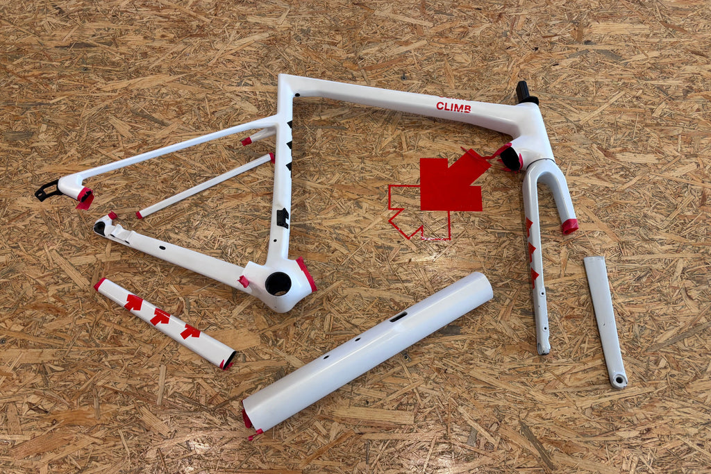 BMC Teammachine SLR Six — Swiss Carbon Race Road (Carbon / Neon Red)